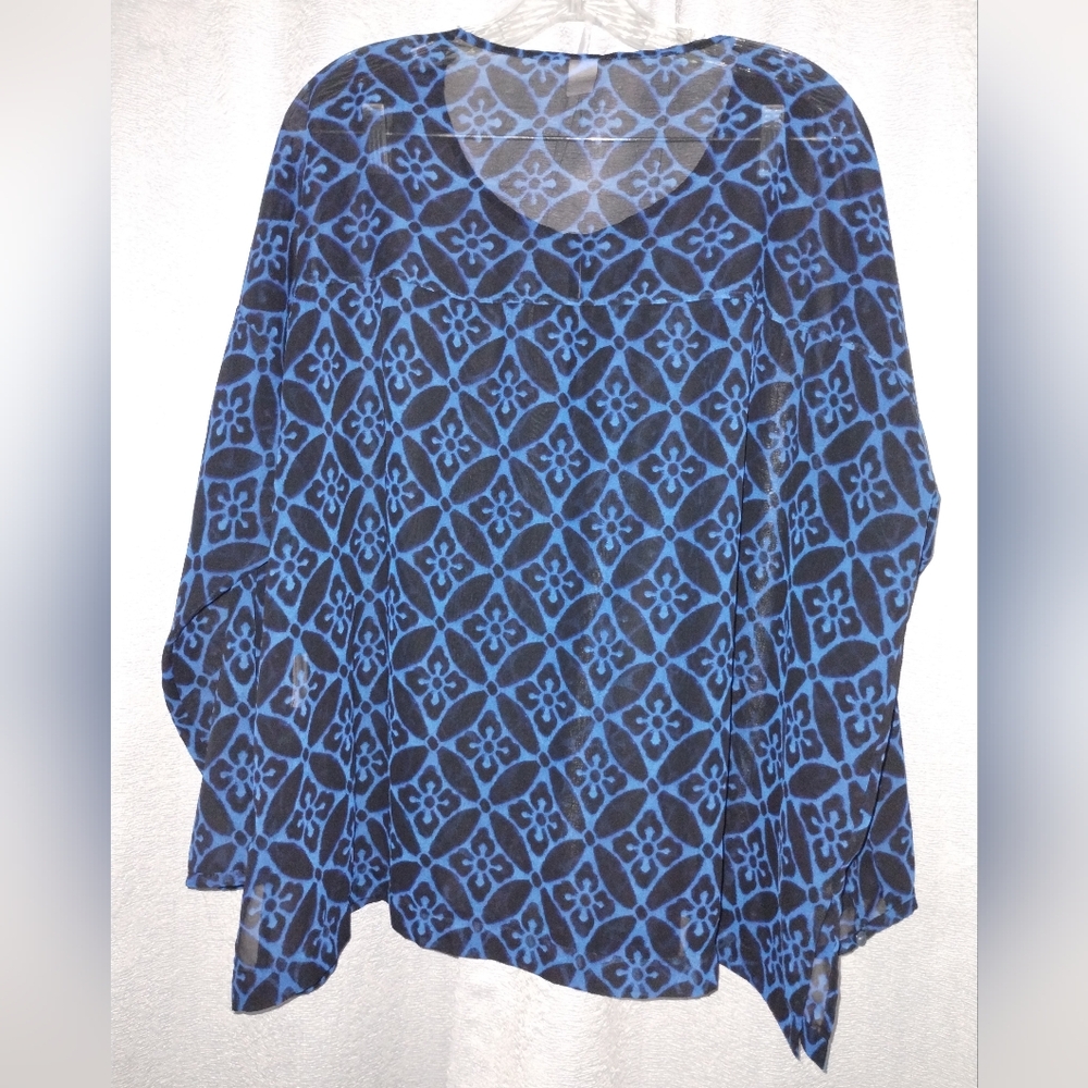 Women's Old Navy Long Sleeve With Button Print Blue Black Chiffon Large Sheer